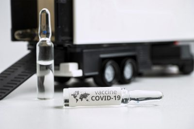 Preparar la cadena de frío para la distribución de la vacuna contra el COVID-19